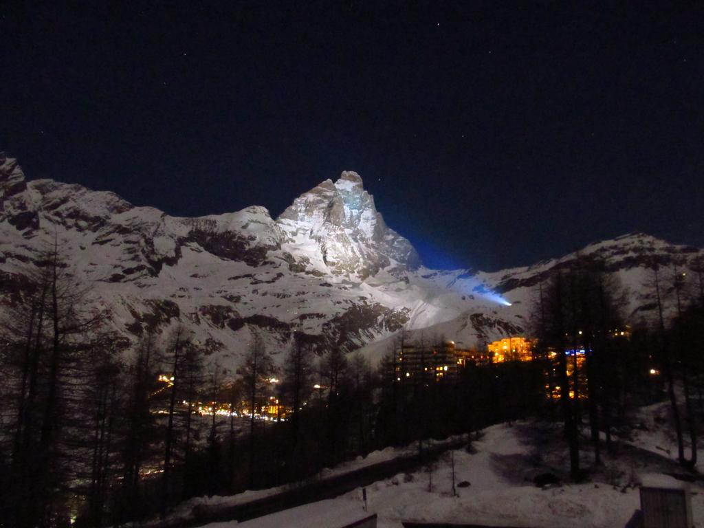 Cervino Valley House Rododendro Breuil-Cervinia Pokoj fotografie